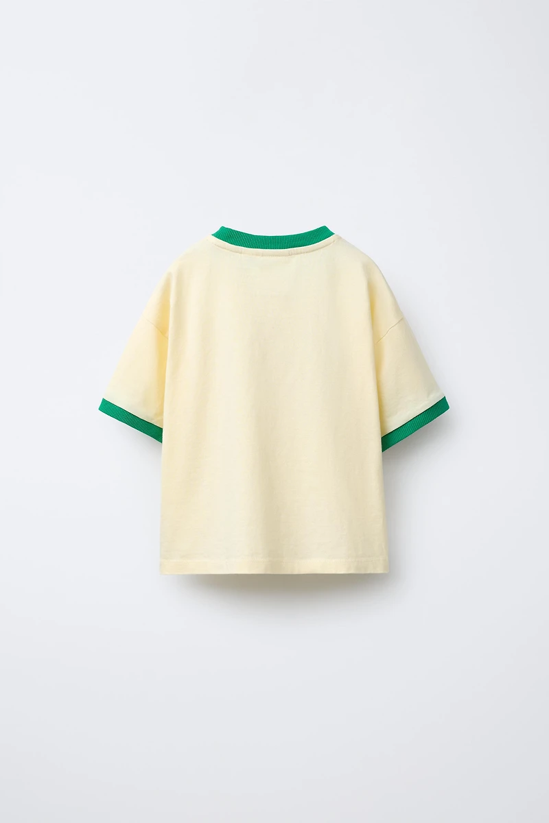 CONTRAST TRIM TEXT T-SHIRT