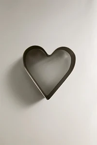 HEART COOKIE BAKING MOULD