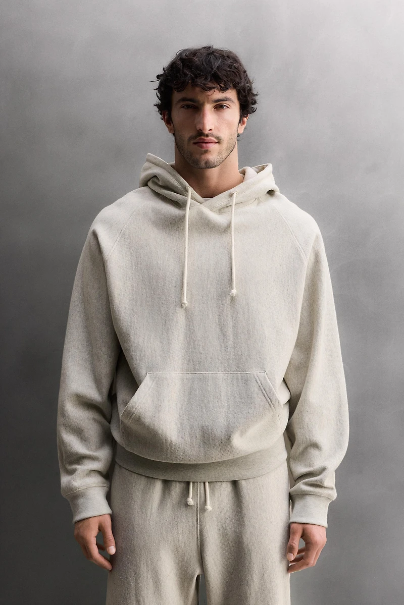 SWEAT HOODIE D'ENTRAÎNEMENT BASIQUE