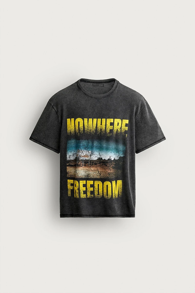 T-SHIRT EN MAILLE IMPRIMÉ DÉLAVÉ