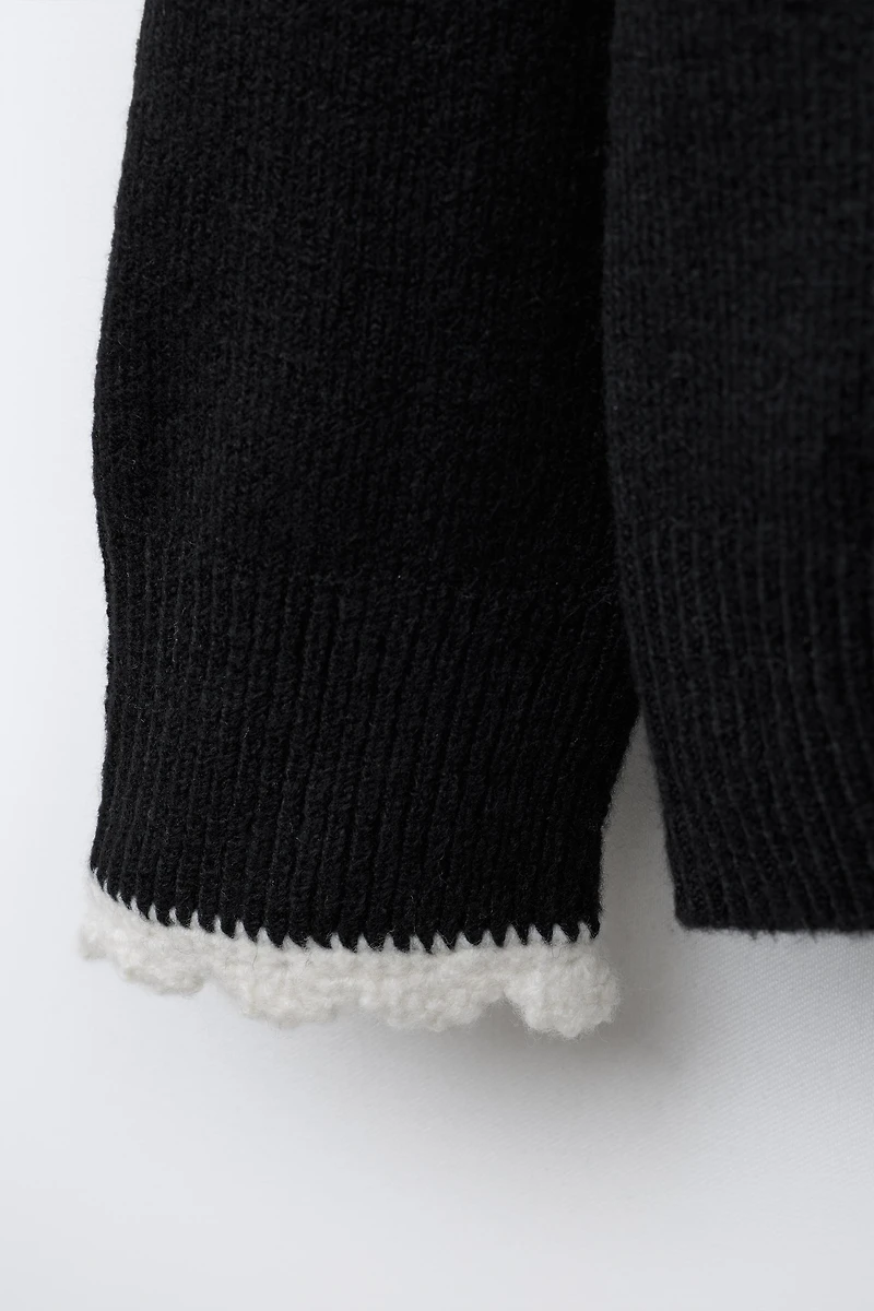 CROCHET TRIM KNIT SWEATER
