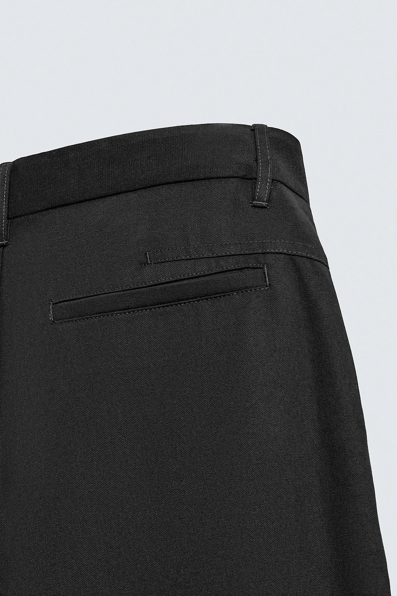 COTTON - LYOCELL PLEATED PANTS