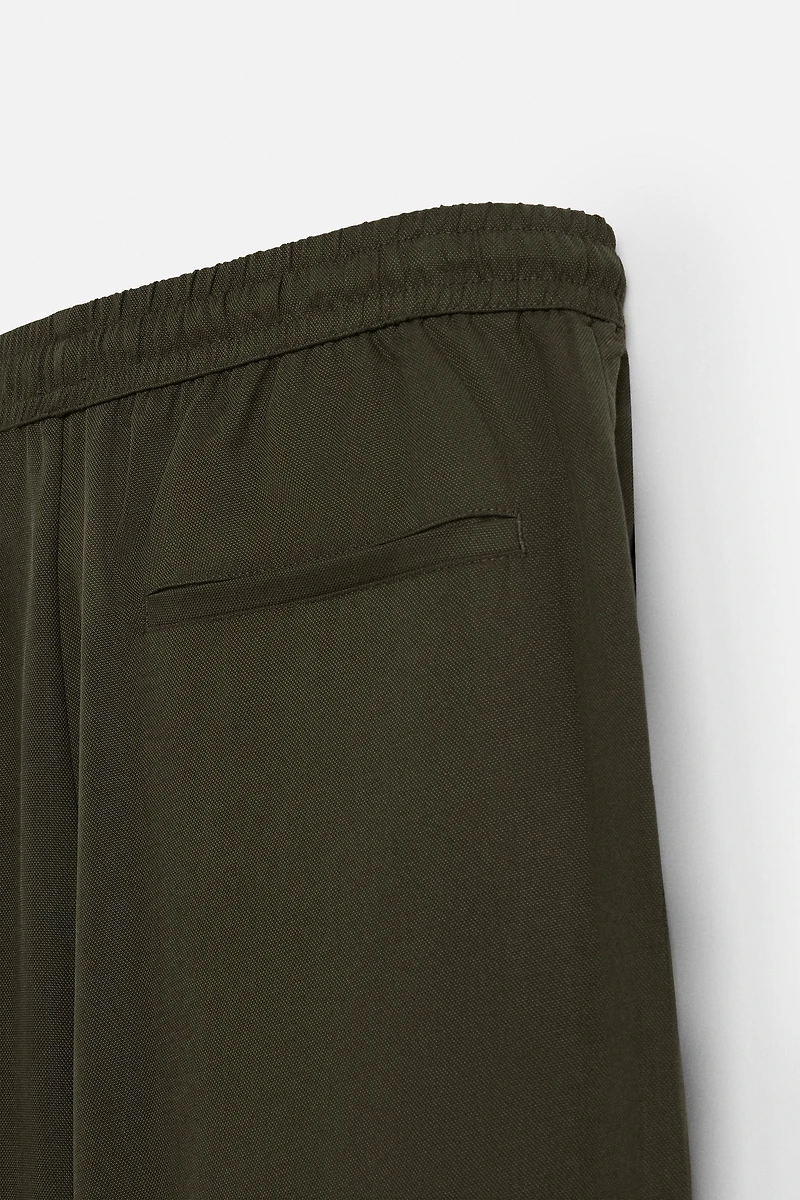 RELAXED FIT LYOCELL PANTS