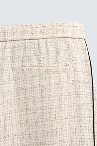 PANTALON DE JOGGING STRUCTURÉ À BANDE CONTRASTANTE
