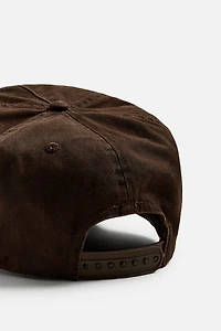 CASQUETTE DÉLAVÉE IMPRIMÉE