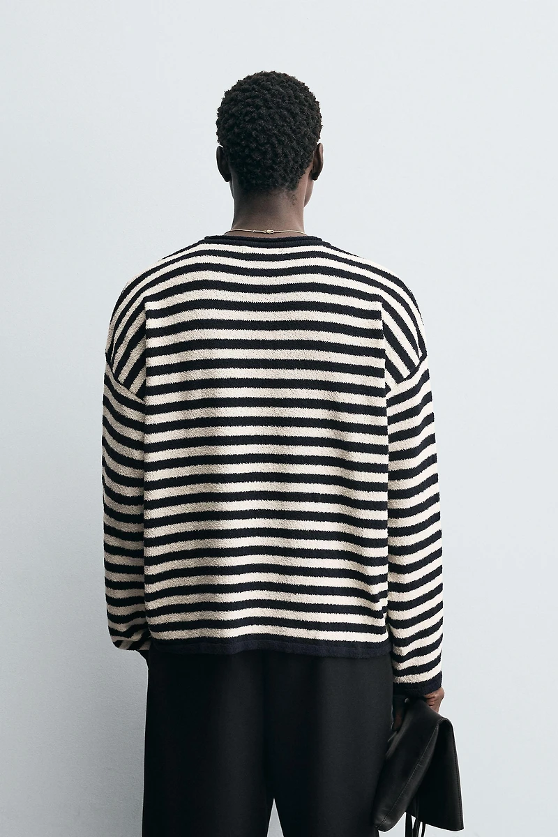 PULL LÉGER À RAYURES