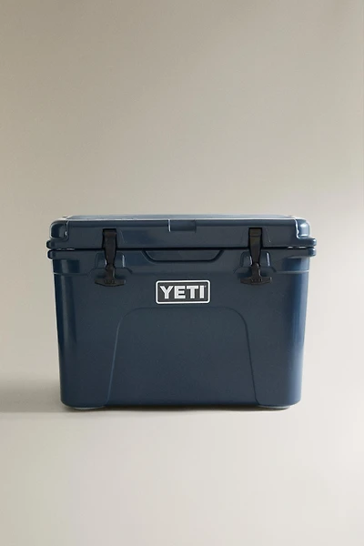 YETI HARD COOLER