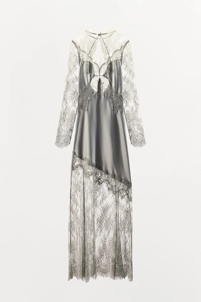 Zara CONTRAST LACE SATIN SKIRT ZW COLLECTION at Mall of America in  Bloomington, MN