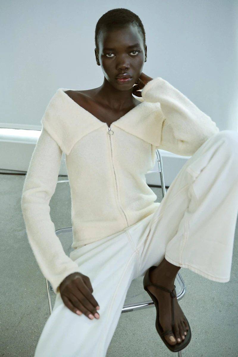 TOP À REVERS ET ZIP