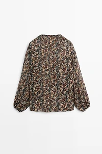 Floral print flowing shirt