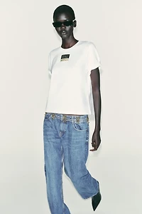 SHORT SLEEVE T-SHIRT WITH LABEL