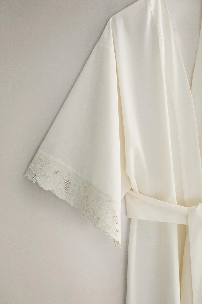 COTTON ROBE WITH EMBROIDERY
