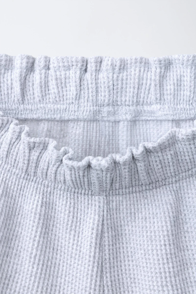 WAFFLE TEXT SHORTS