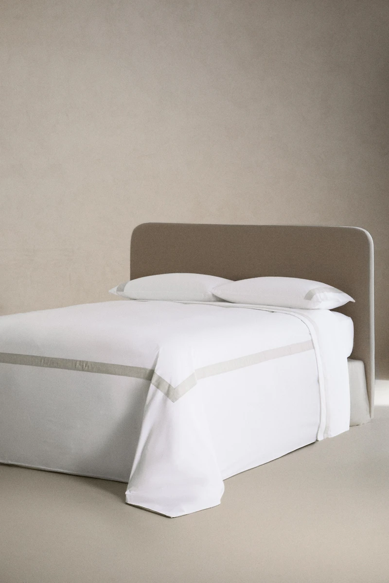 COTTON FLAT SHEET WITH BORDER