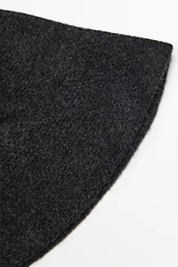 Knit bucket hat