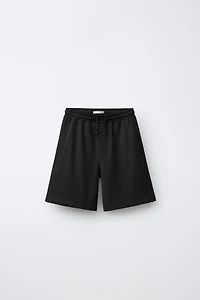 T-SHIRT AND SHORTS SET WITH TEXT