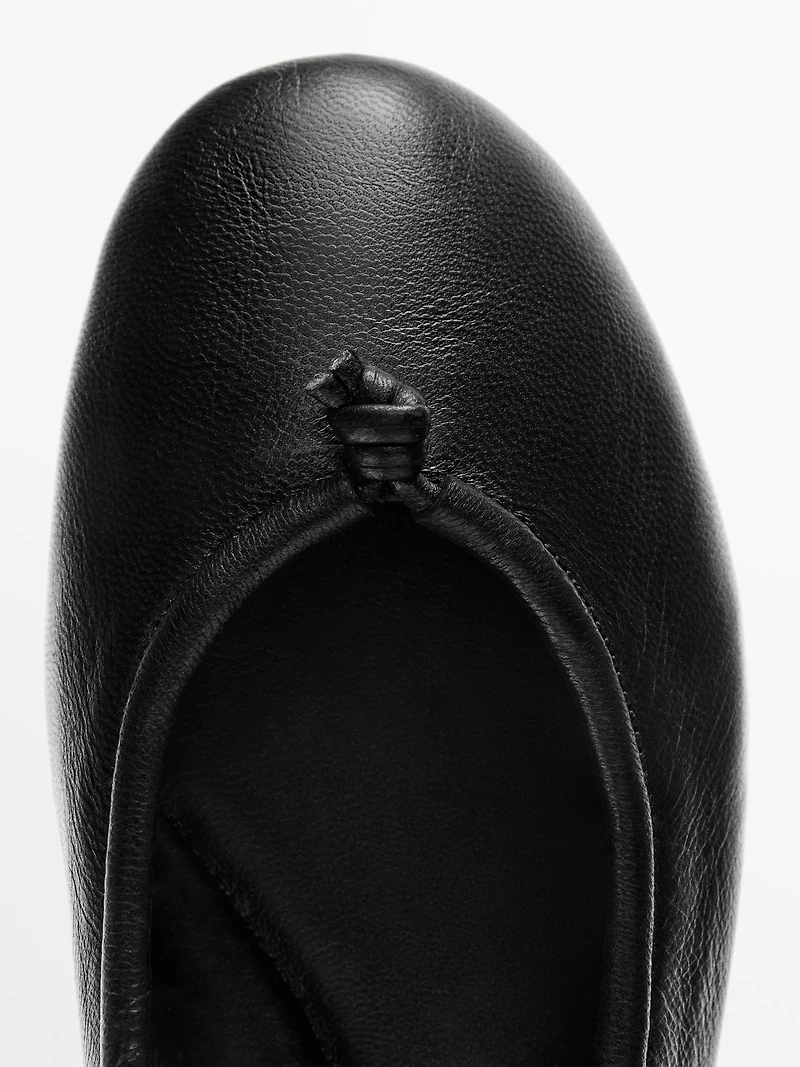 Leather ballet flats with knot