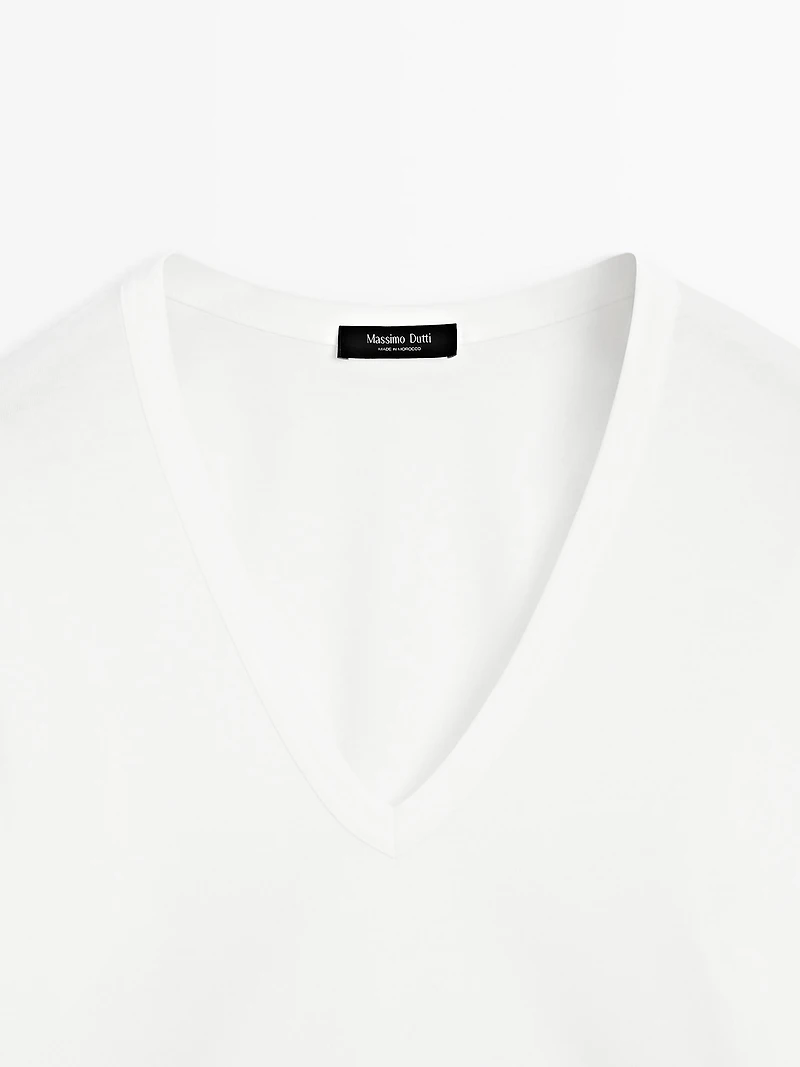 T-shirt col en V oversize