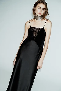 ROBE MIDI BIMATIÈRE SATINÉE