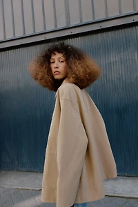 VESTE À POCHES PLAQUÉES