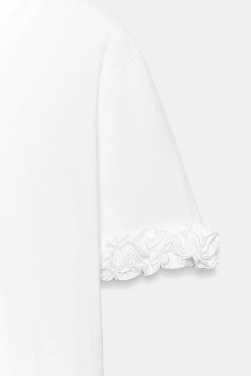 RUFFLED SLEEVE T-SHIRT