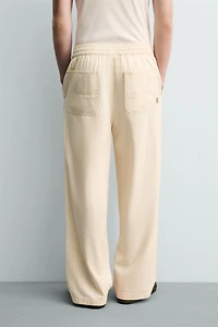 PANTALON COUPE DÉCONTRACTÉE À CHEVRONS