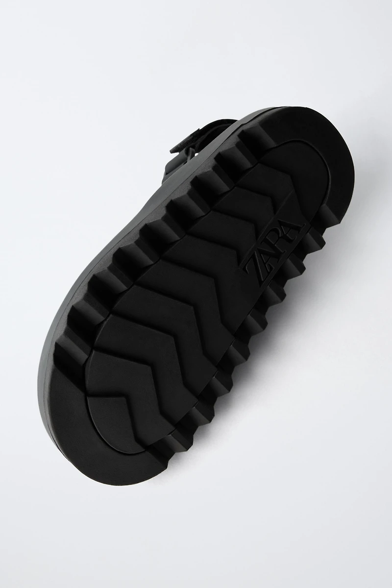SPORT CLOGS