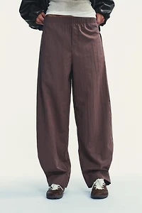 PANTALON NYLON BOUTON BAS