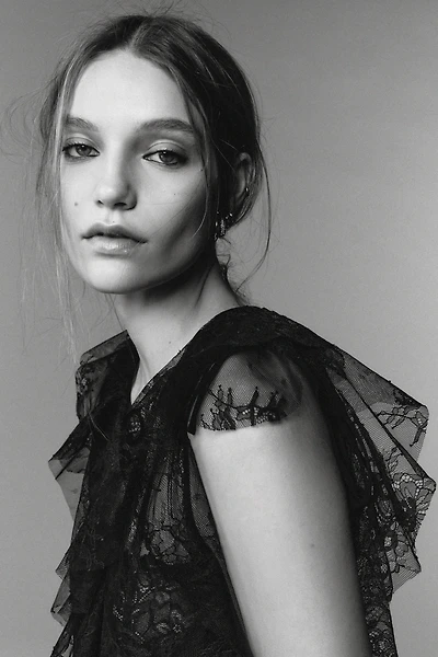 LIMITED EDITION LACE MIDI DRESS