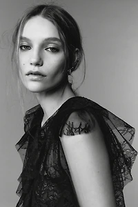 LIMITED EDITION LACE MIDI DRESS