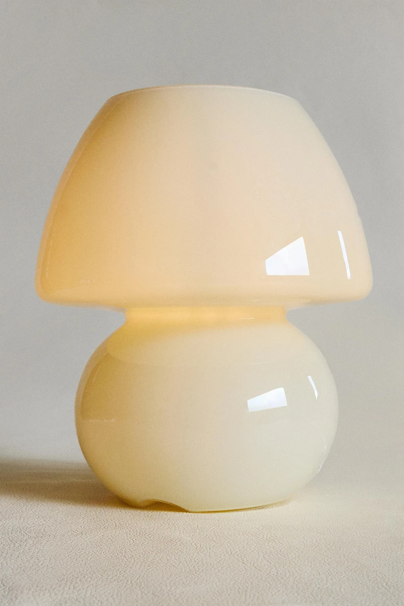 GLASS TABLE LAMP