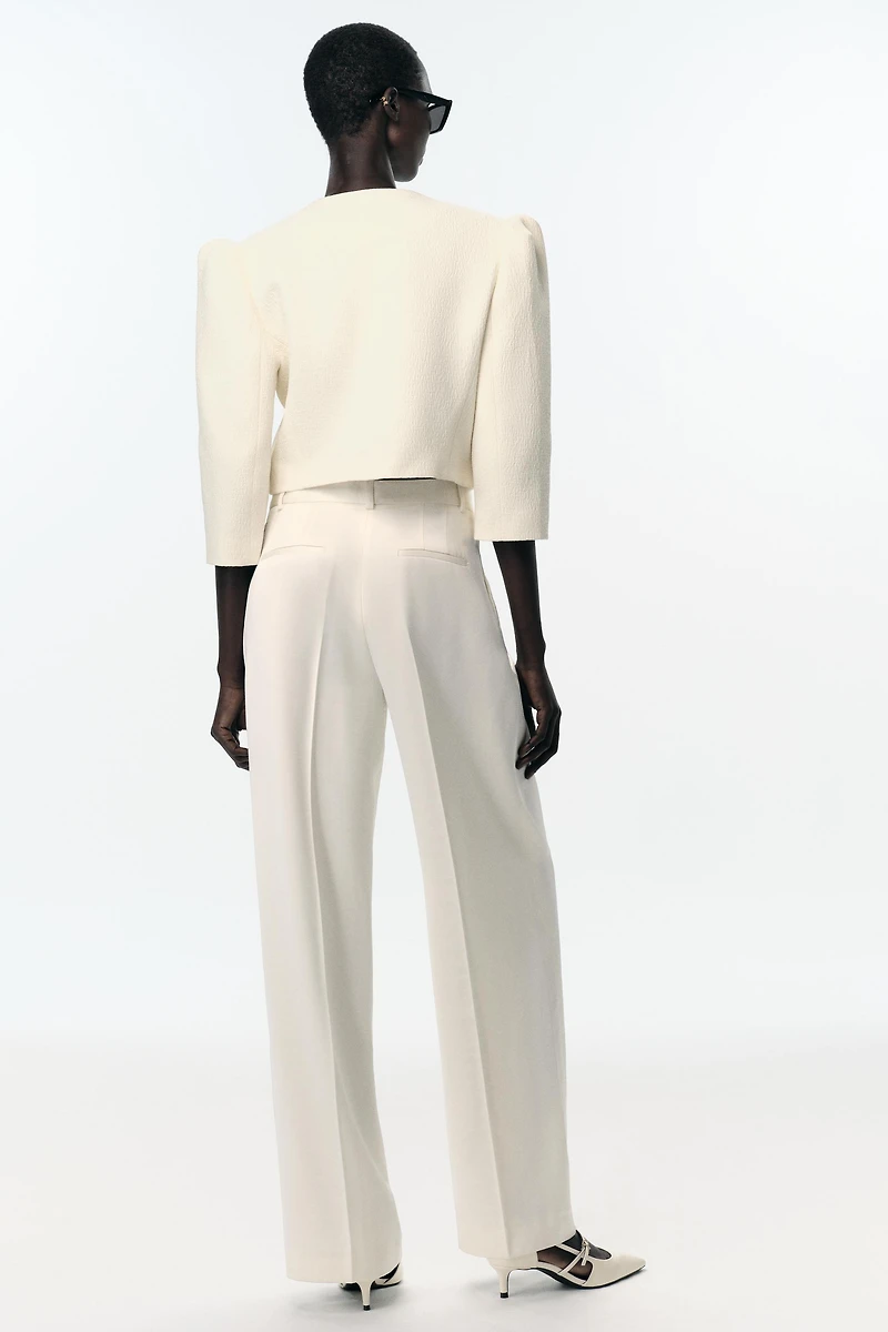 PLEATED STRAIGHT LEG PANTS