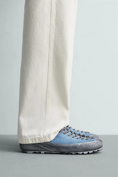 BASKETS EN CUIR SEMELLE VIBRAM® AARON LEVINE X ZARA