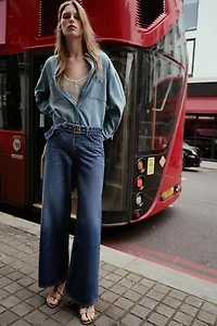 MID-RISE BELTED WIDE LEG JEANS