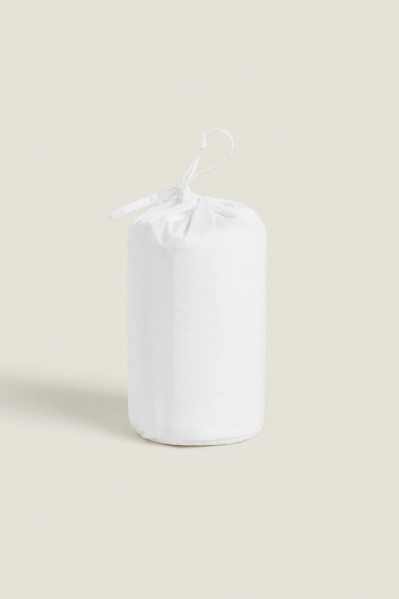 PADDED PILLOW PROTECTOR