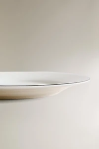 BONE CHINA DESSERT PLATE WITH BLACK RIM
