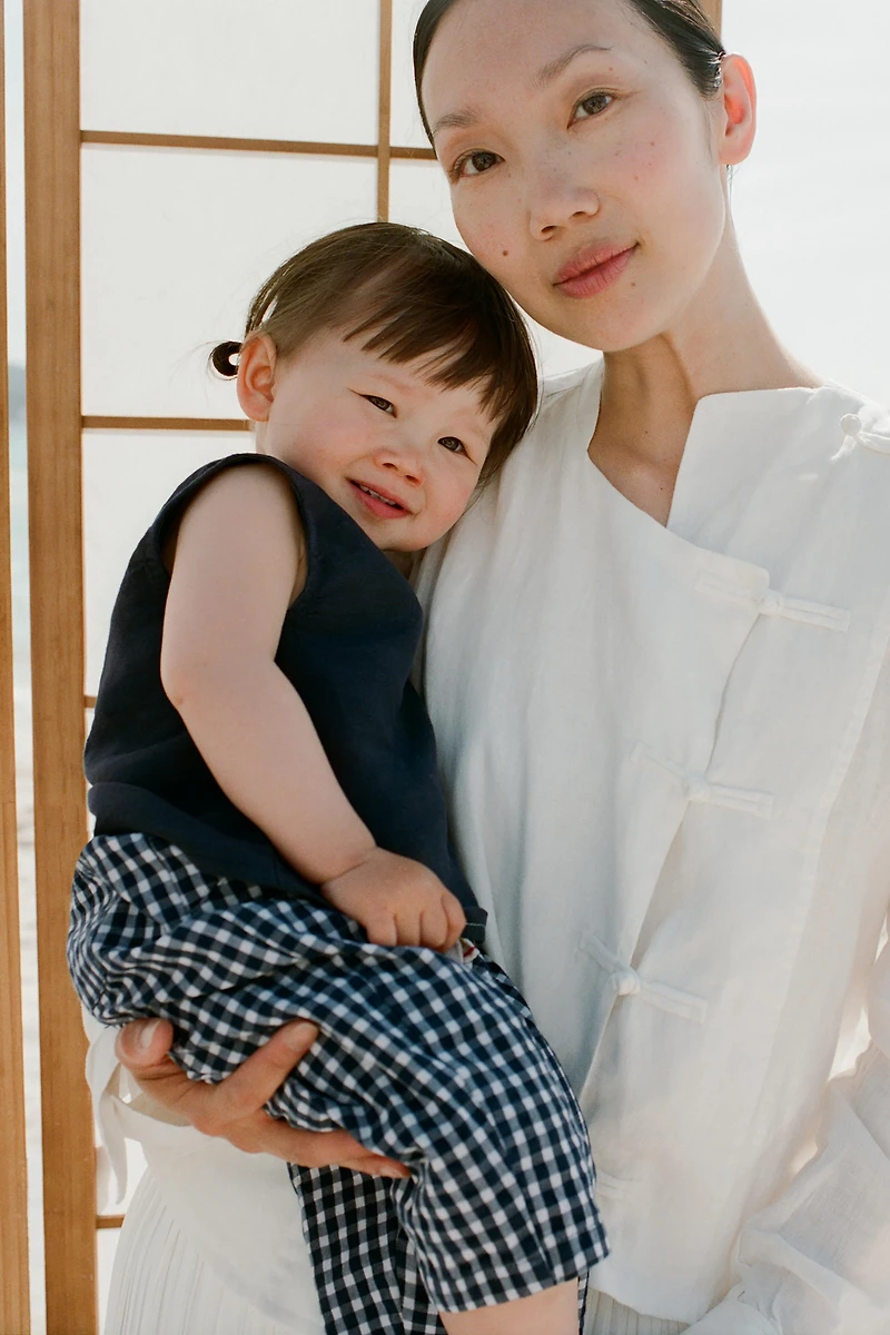 LINEN BLEND TOP