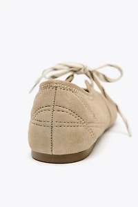 SPLIT LEATHER LACE-UP BALLET FLATS