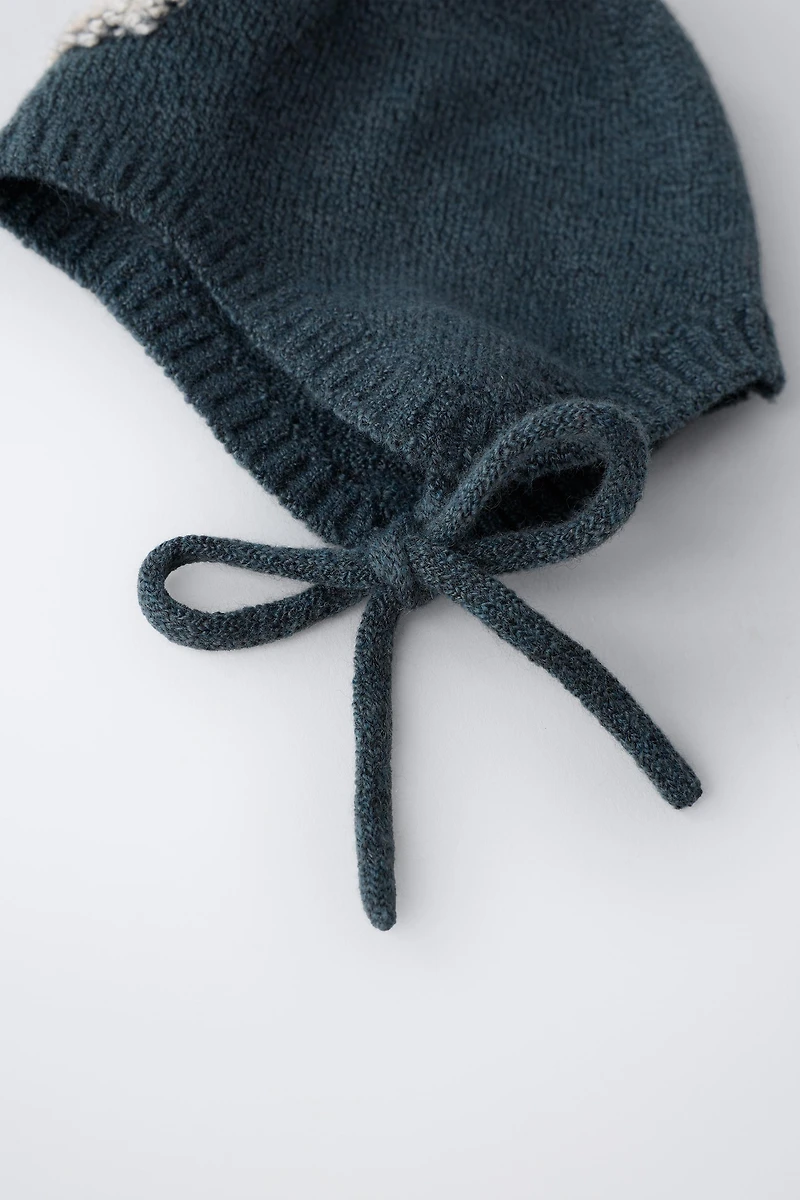 BONNET EN MAILLE CHIEN BRODÉ