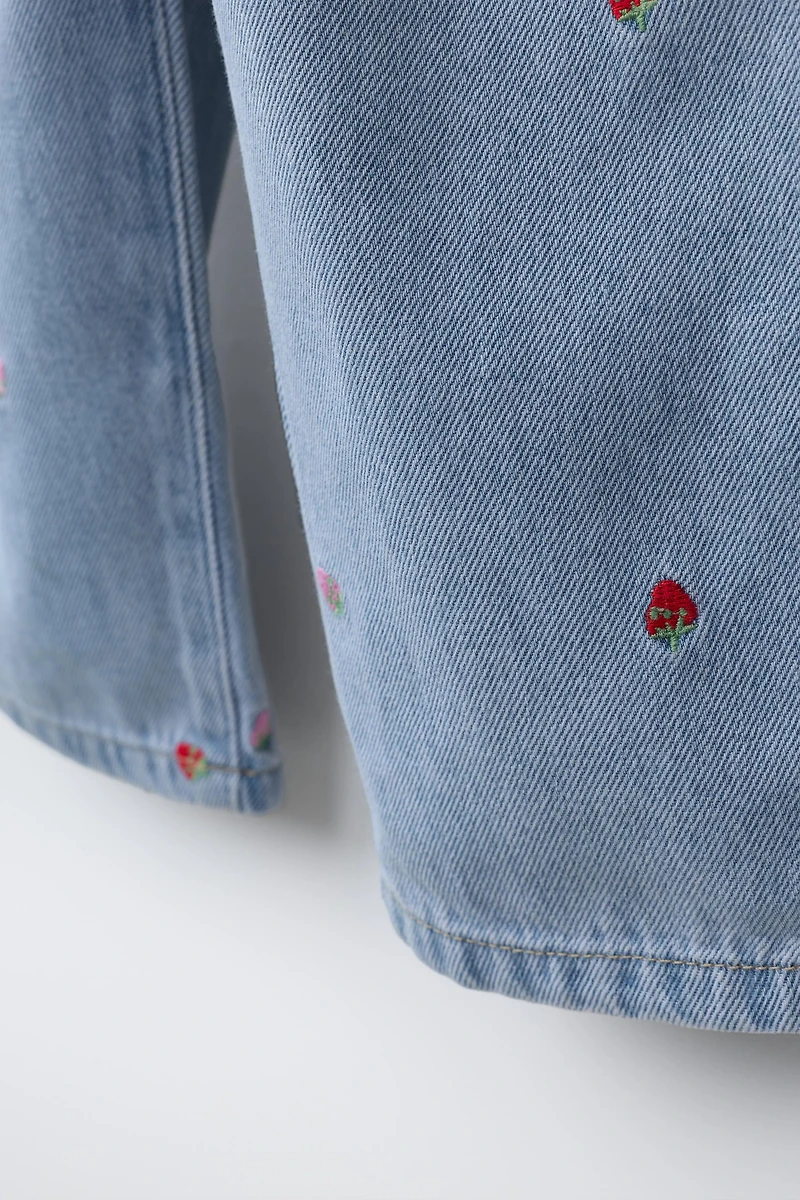 EMBROIDERED STRAWBERRY WIDE LEG JEANS