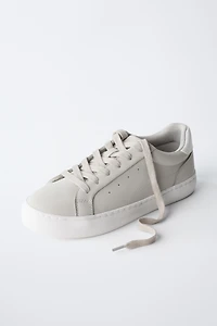 SOFT SNEAKERS
