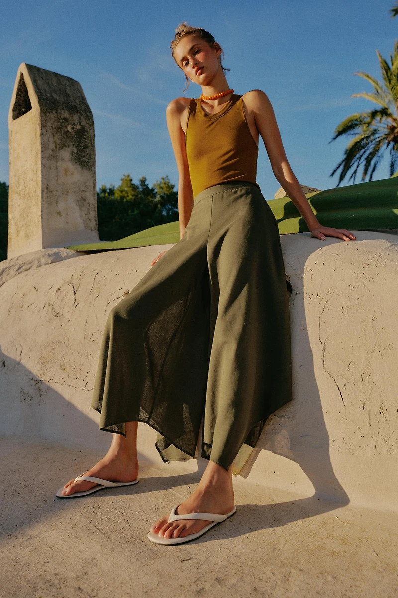JUPE-CULOTTE ASYMÉTRIQUE