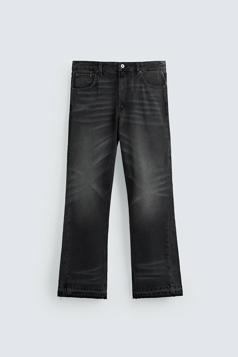 FLARE FIT JEANS