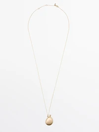 Necklace with metal pendant