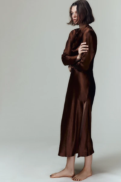 CRINKLE EFFECT PLEATED MIDI DRESS