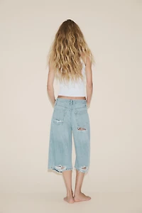 BERMUDA-SHORT EN JEAN TRF DÉCHIRURES TAILLE BASSE