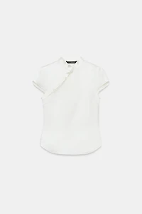 TOP SATINÉ À BOUTONS LATÉRAUX