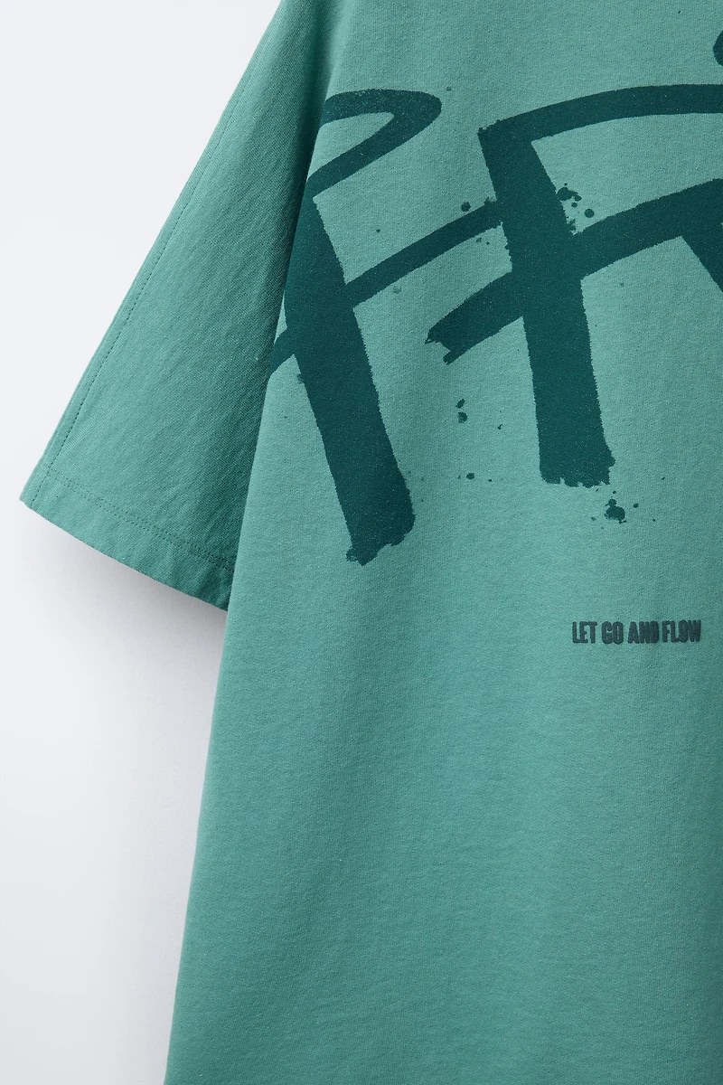 GRAFFITI PRINT T-SHIRT