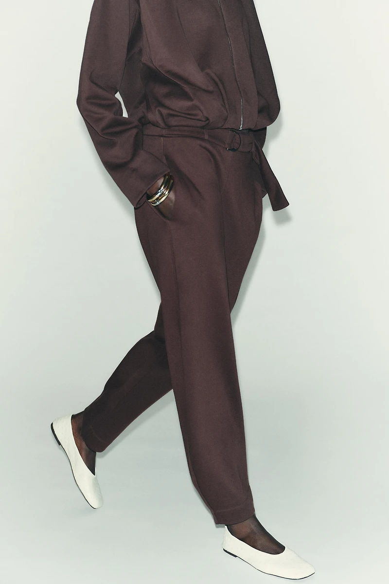 PLUSH BELTED PANTS
