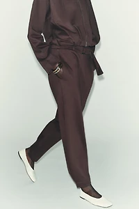 PLUSH BELTED PANTS